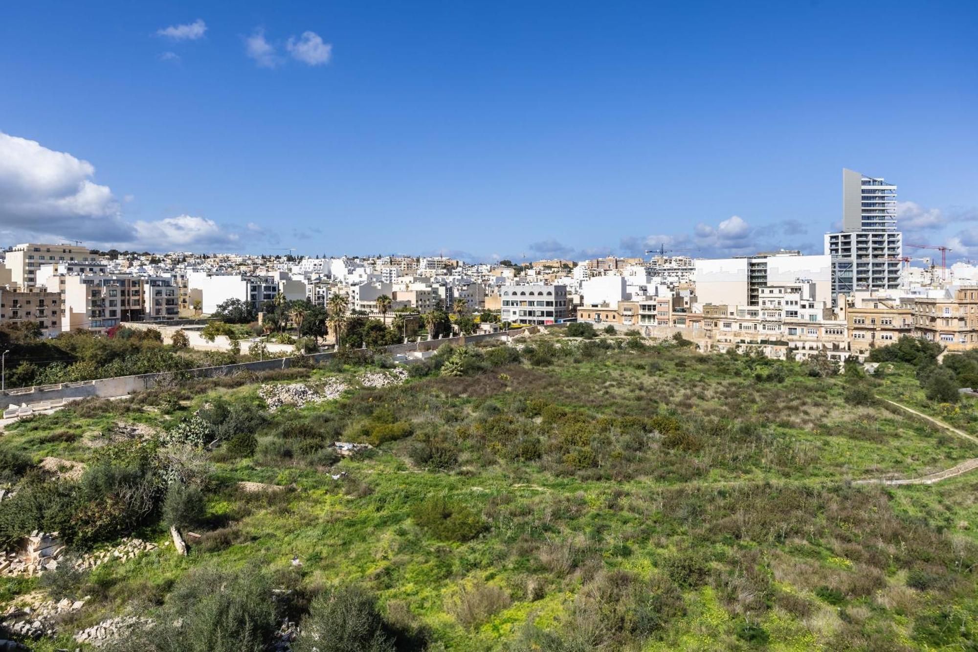 The Cube - Designer Finished Studio Penthouse By Sf Homes Gzira Exterior foto